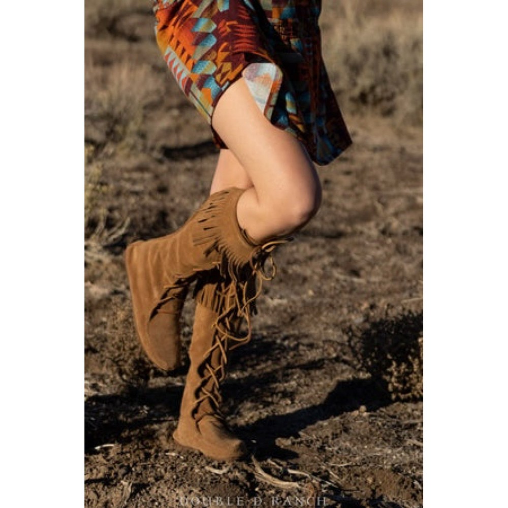 Minnetonka Moccasin Knee High Boots SZ 9